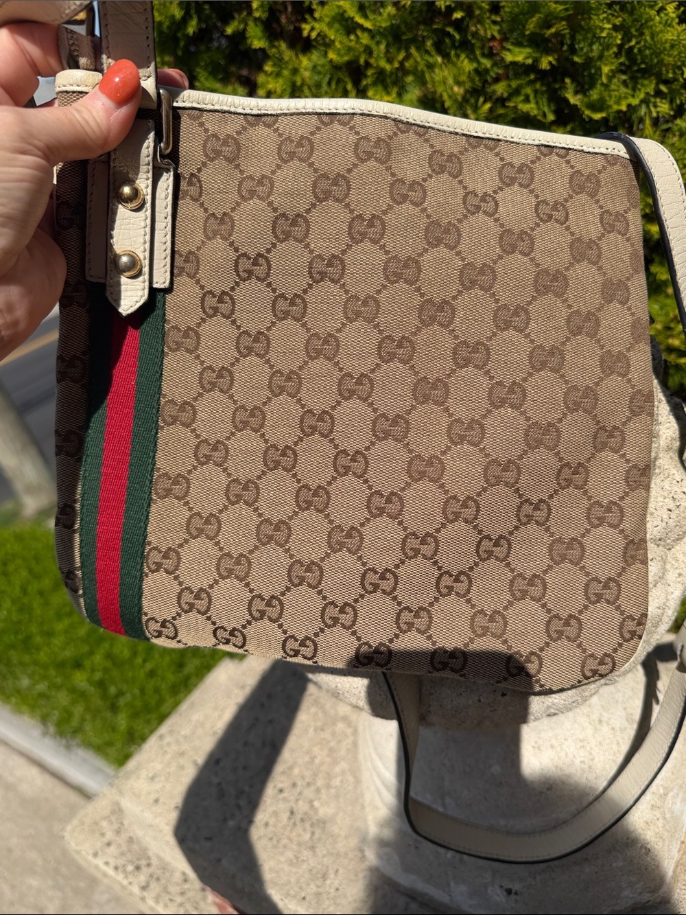 Gucci Beige Monogram Crossbody Bag with Green& Red stripe & COA white leather - Picture 11 of 16